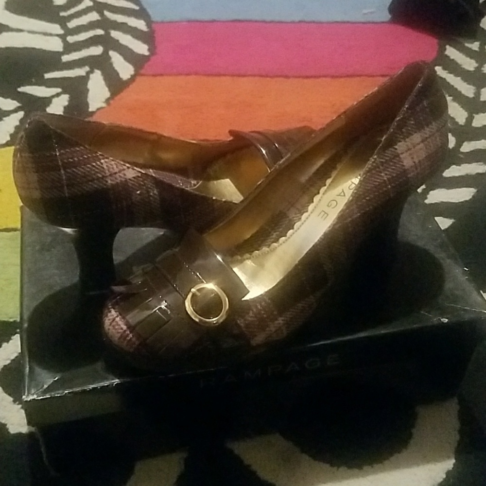 Size nine rampage heels brown